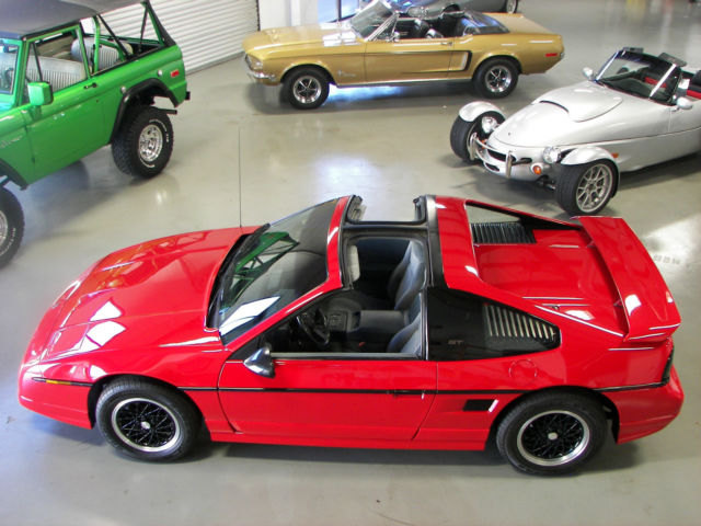 1988 Pontiac Fiero GT T-tops