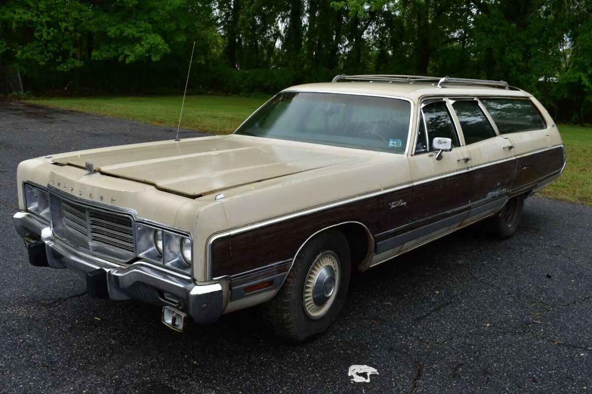 1973 Chrysler Town & Country Brougham