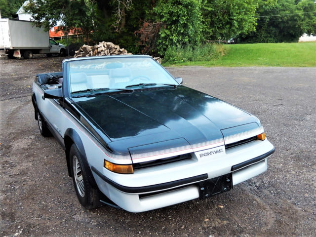 1986 Pontiac Sunbird GT