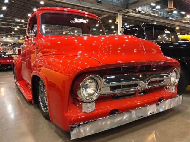 1955 Ford F-100 fuel injected resto mod show truck