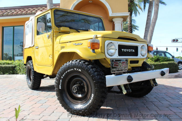1982 Toyota Land Cruiser RESTORED FJ40 SOFT-TOP LAND CRUISER WITH A/C AND P