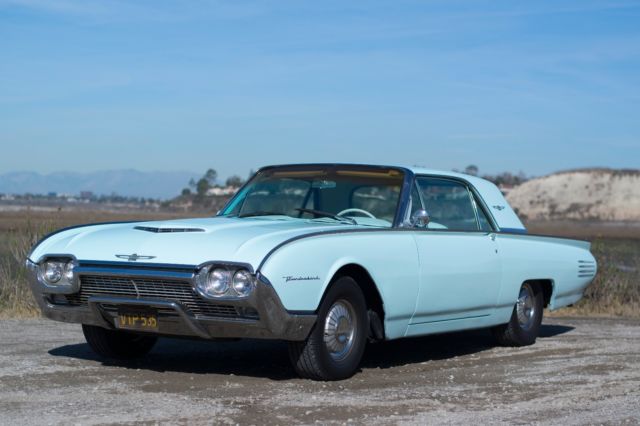 1961 Ford Thunderbird 2 door coupe