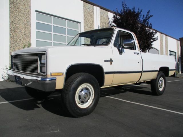 1985 Chevrolet C/K Pickup 2500 4X4 3/4 Ton 350 4spd A/C P/S PB CA Truck