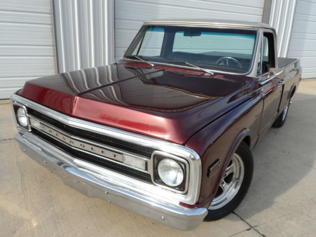 1969 Chevrolet C-10 FUEL INJECTED SHORTBOX