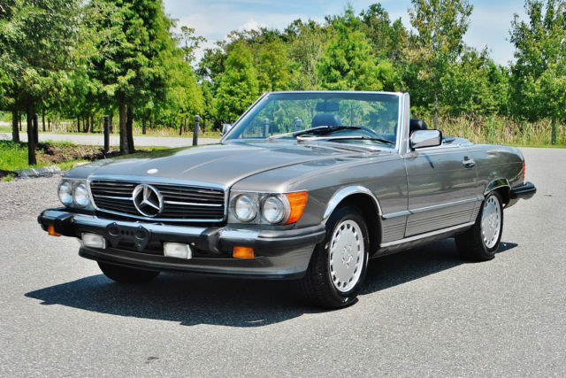 1987 Mercedes-Benz SL-Class Simply beautiful just 79ks new tires must see.