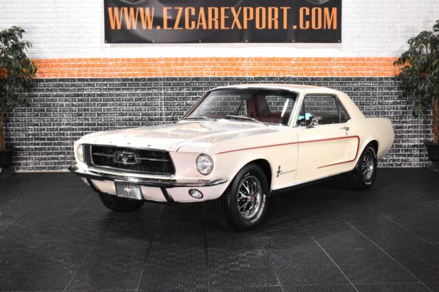 1967 Ford Mustang SPECTACULAR / FULLY RESTORED / WE SHIP WORLDWIDE