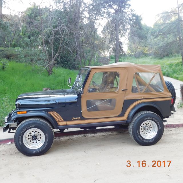 1986 Jeep CJ Laredo