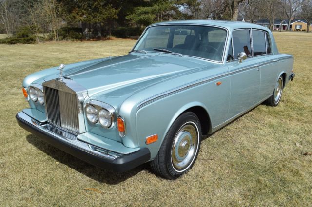 1973 Rolls-Royce Silver Shadow - standard saloon