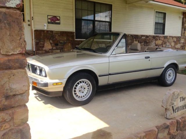 1990 BMW 3-Series Convertible 2dr coup