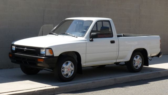 1992 Toyota Pickup DX