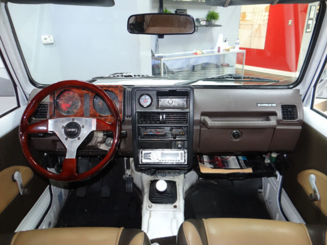 Suzuki Samurai JS SUV Soft Top 5-Speed Low Miles Custom Interior CLEAN
