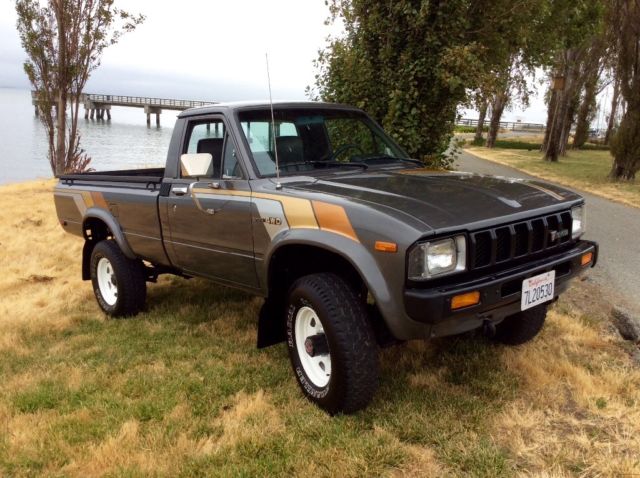 1983 Toyota Other Pickup DLX