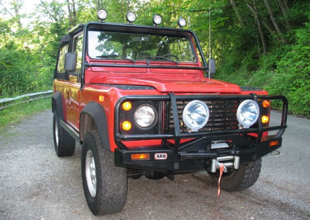 1994 Land Rover Defender NAS #509 New Top 6 passenger A/C Winch 4X4 US Model