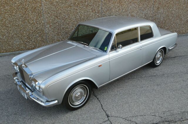 1967 Rolls-Royce Silver Shadow - James Young