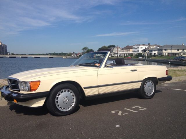 1989 Mercedes-Benz SL-Class 2dr Coupe Roadster