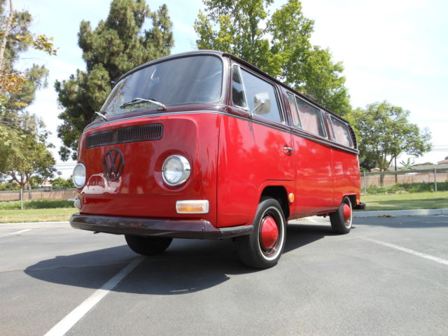 1969 Volkswagen Bus/Vanagon Day Camper