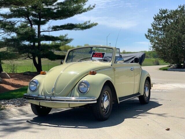 1975 Volkswagen Beetle - Classic Convertible