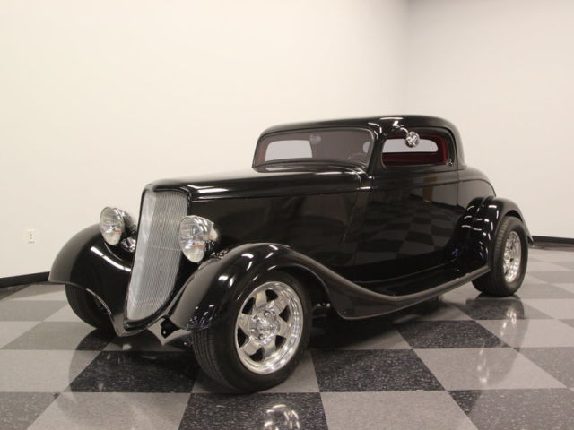1933 Ford 3-Window Coupe
