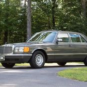 126 пап. Мерседес 560 sel. Мерседес 420 sel w126. Мерседес w126 sel. Mercedes-Benz 420 sel w126.