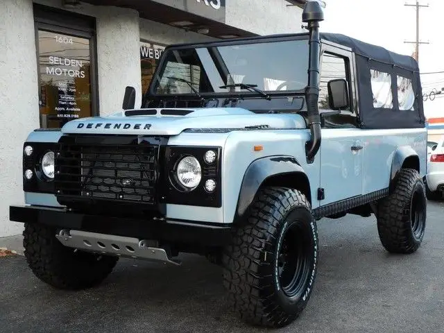 1985 Land Rover Defender