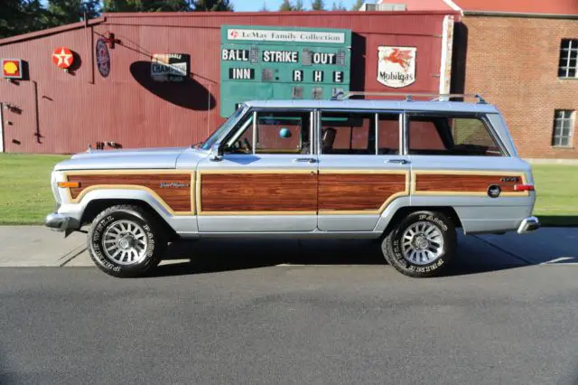 1990 Jeep Wagoneer