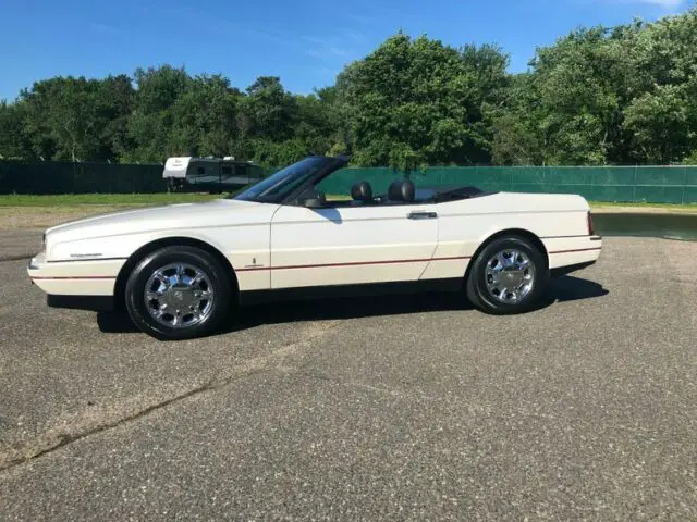 1993 Cadillac Allante' 2dr Coupe Convertible