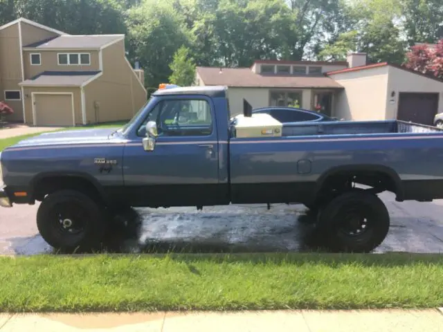 1993 Dodge Ram 2500 LE