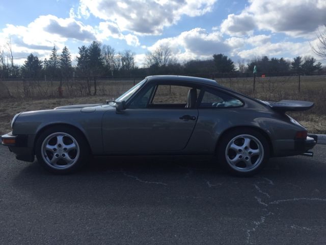 1988 Porsche 911 Carrera Coupe 2-Door