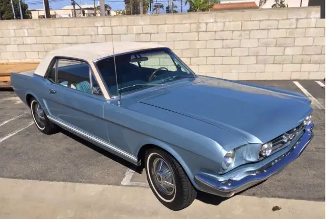 1965 Ford Mustang Vinyl top