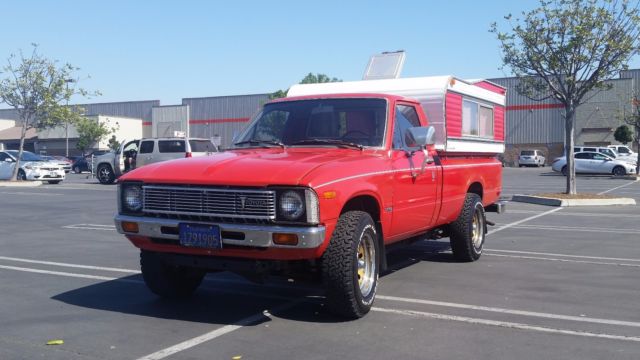 1981 Toyota Tacoma TOYOTA TRUCK W CAMPER