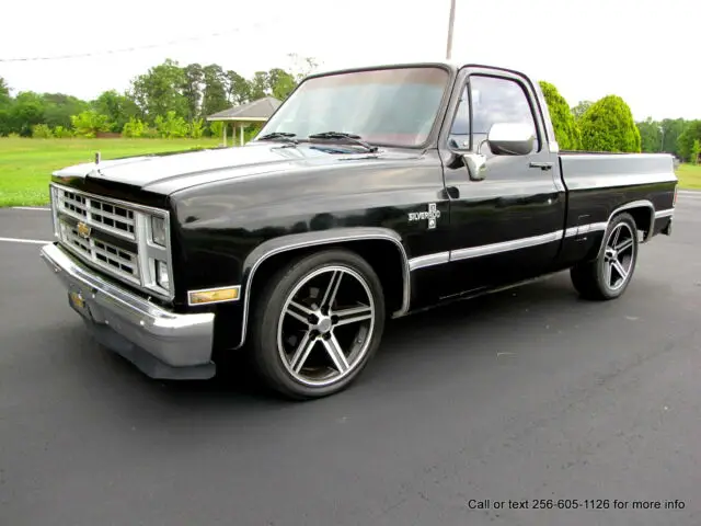 1987 Chevrolet C-10 SILVERADO " SHARP TRUCK "