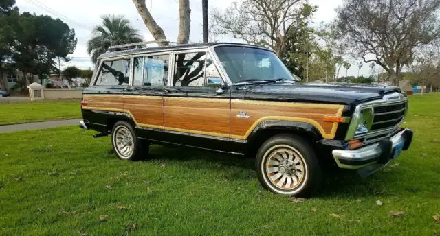 1986 Jeep Grand Wagoneer "NO RESERVE" JEEP GRAND WAGONEER 4X4 4WD