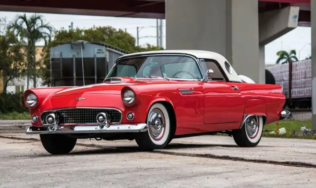 1956 Ford Thunderbird