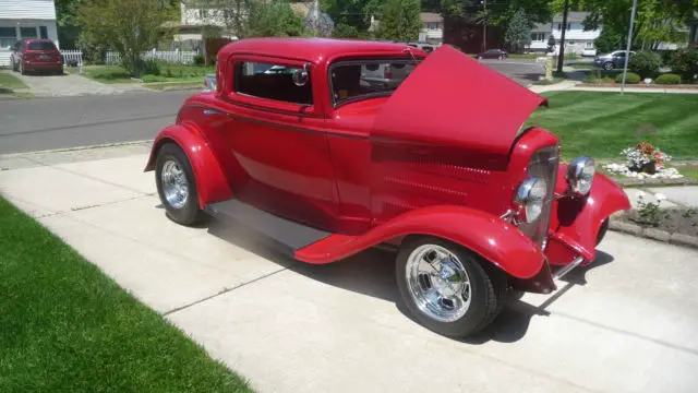 1932 Ford 3 WINDOW COUPE