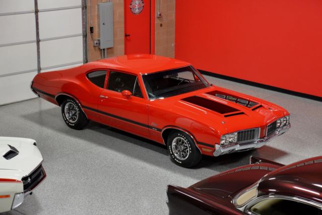 1970 Oldsmobile Cutlass S Sports Coupe W31