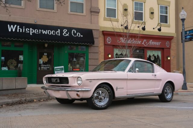 1966 Ford Mustang Fastback 2+2