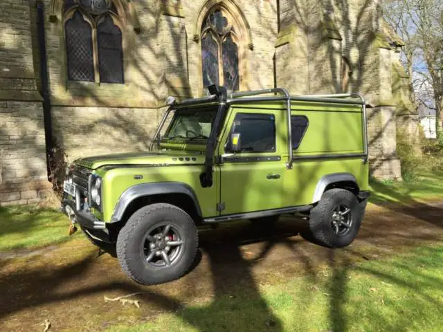 1991 Land Rover Defender 100"