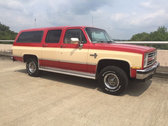 1986 Chevrolet Suburban Suburban