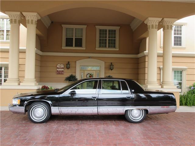 1994 Cadillac Fleetwood --