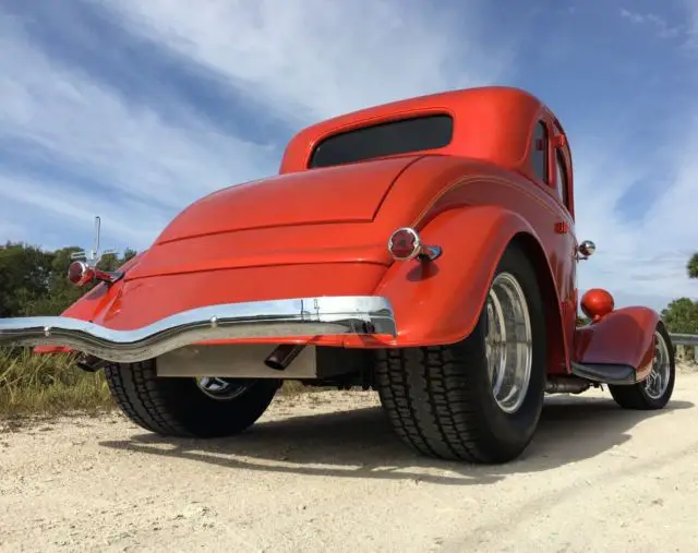 1933 Ford 5-WINDOW STEEL BODY MODEL STREET ROD 5-WINDOW COUPE STEEL HOT ROD