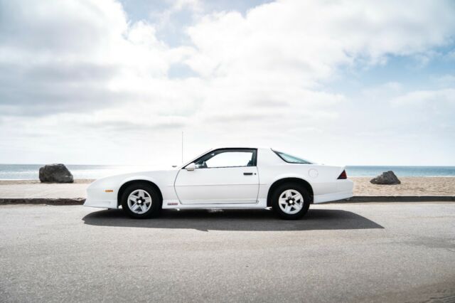 1992 Chevrolet Camaro 2DR