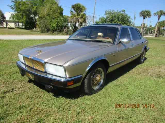 1992 Jaguar XJ6 Vanden Plas