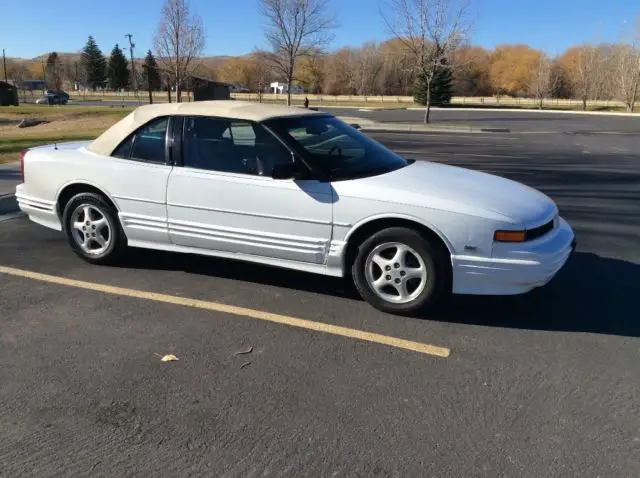 1993 Oldsmobile Cutlass Convertable