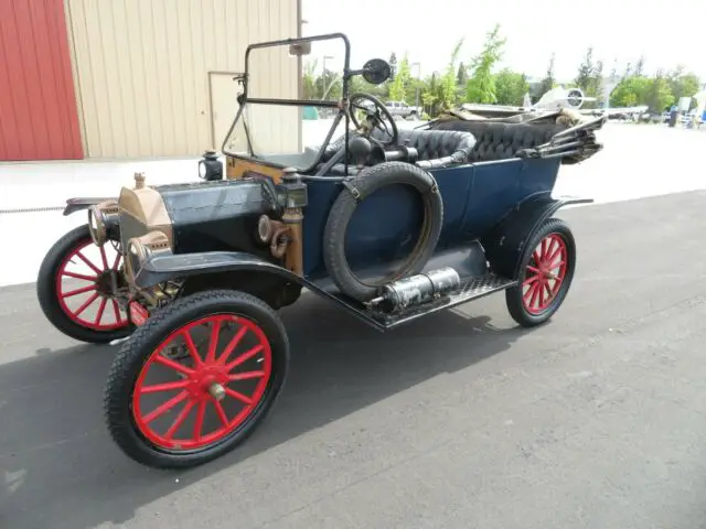 1913 Ford Model T Touring