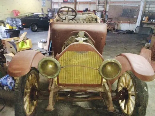 1913 Studebaker Model 35