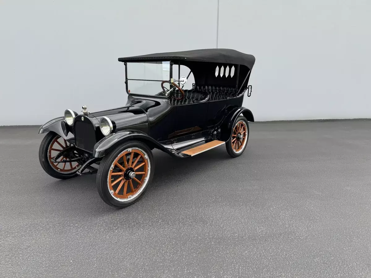 1915 Dodge Shadow 4DR