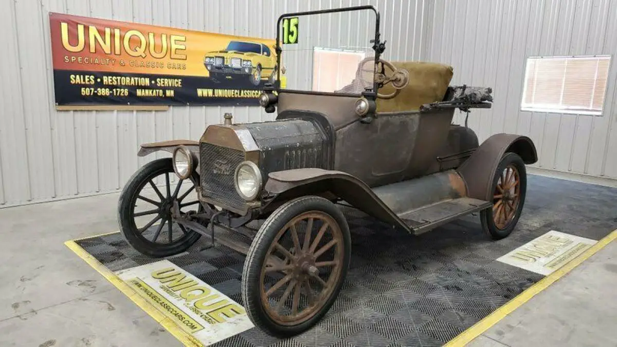 1915 Ford Model T Roadster