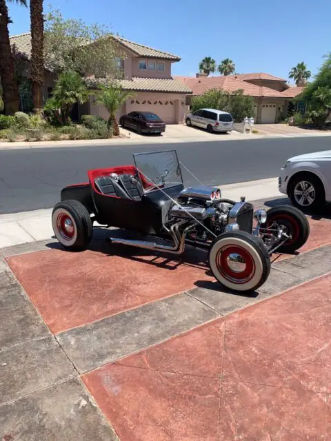 1915 Ford Roadster