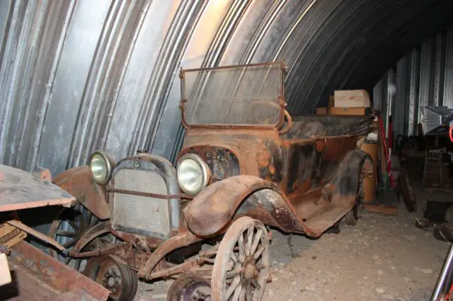 1916 Dodge Touring Car