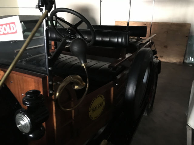 1916 Ford Model T Taxi